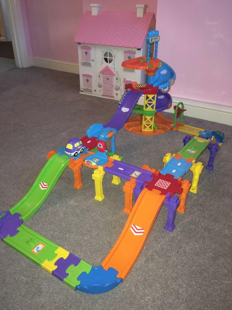 vtech toot toot ultimate parking tower