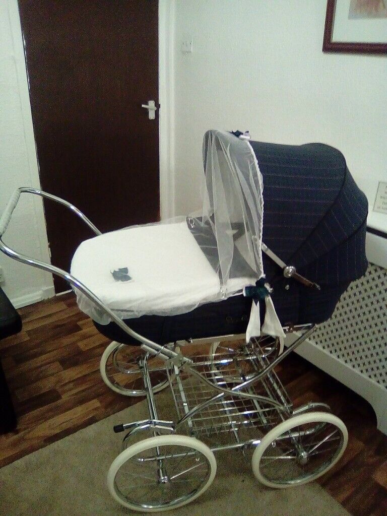 Gumtree silver cross pram clearance