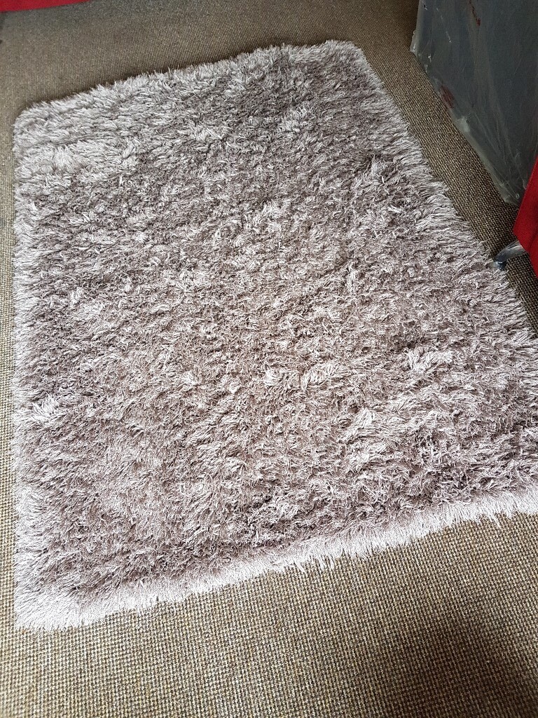 Large luxury grey deep pile shaggy rug in Coleraine, County Londonderry Gumtree