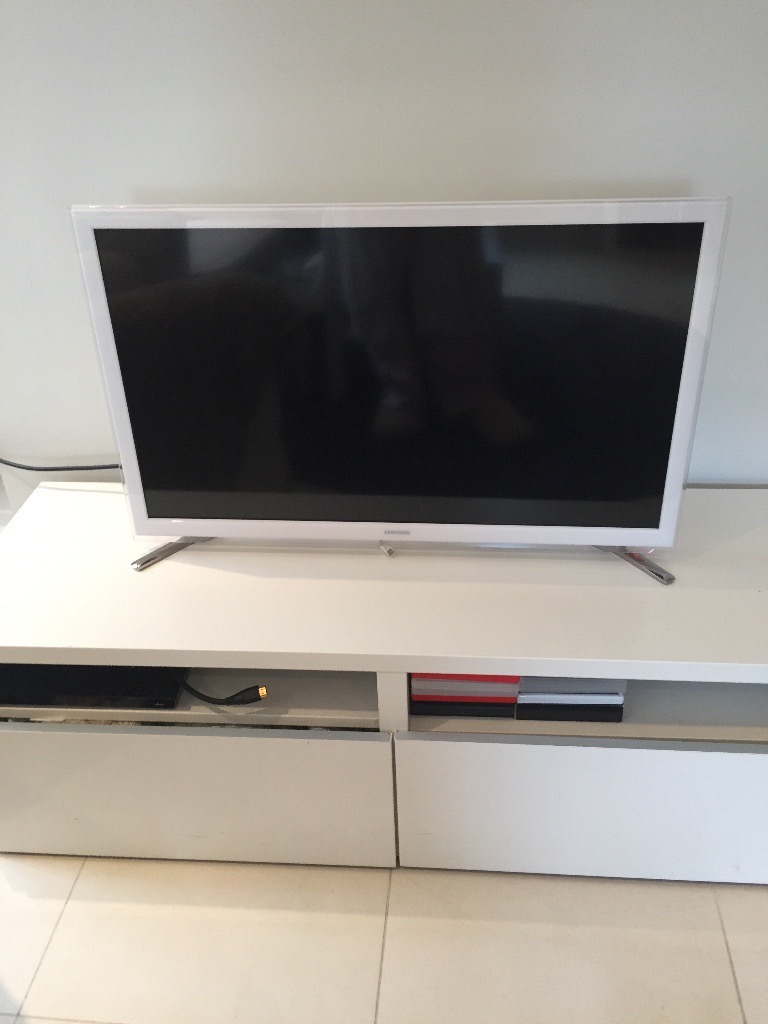 SAMSUNG White LED Smart TV in West End, London Gumtree