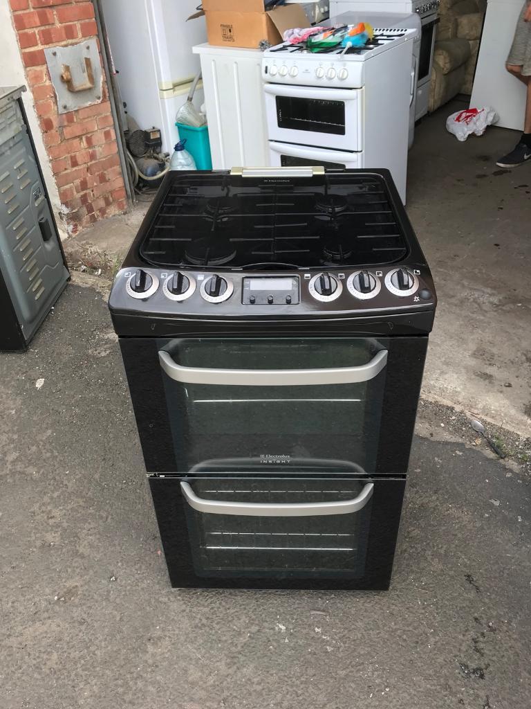 Fantastic Electrolux double oven 55cm gas cooker 3 month guarantee can