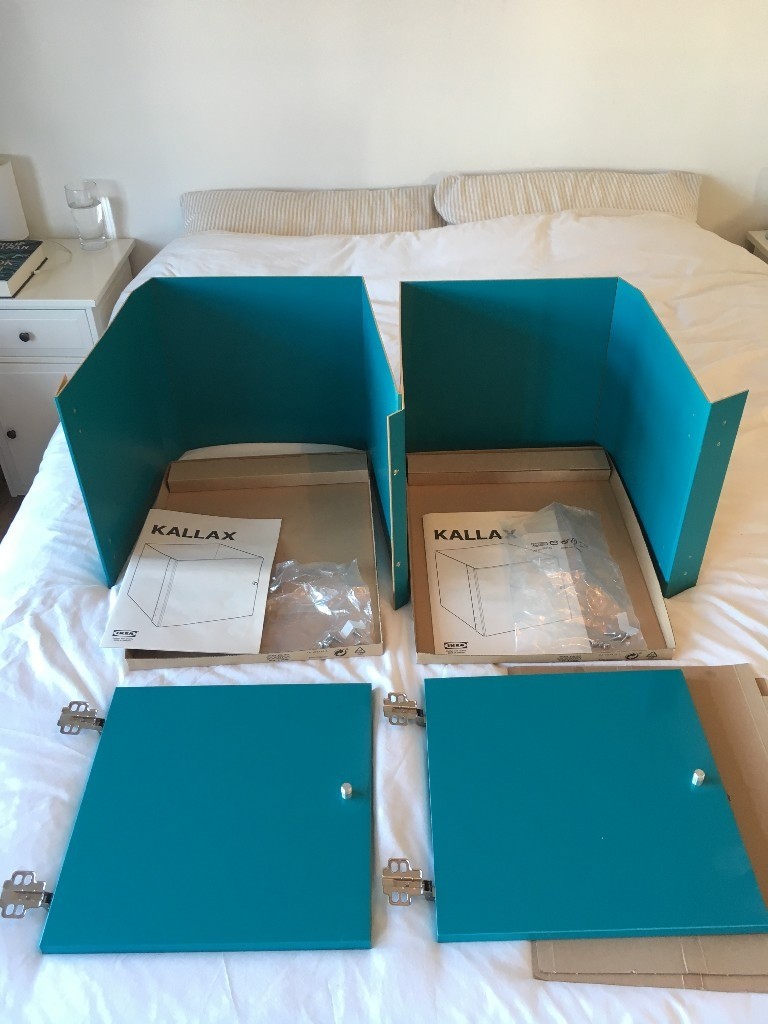 Ikea Expedit / Kallax insert with door 2 pairs of hi gloss turquoise