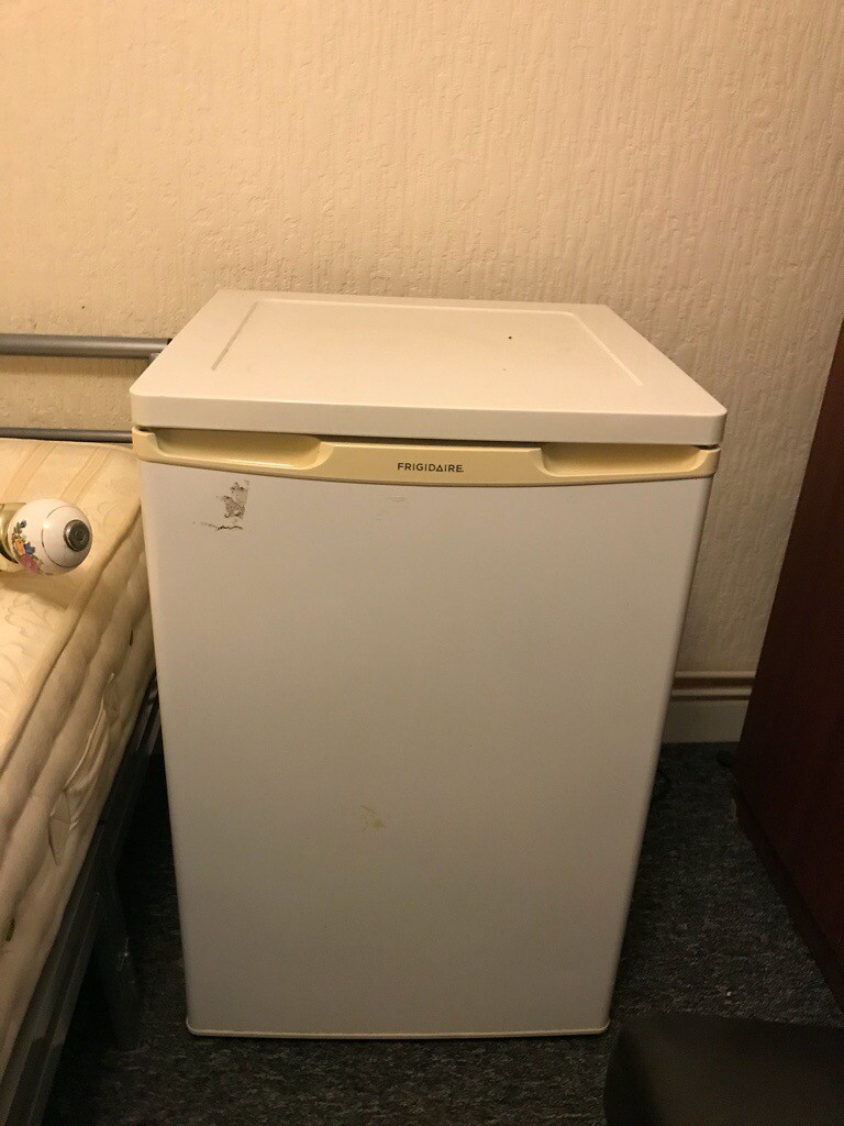 Frigidaire 55cm Undercounter Refrigerator R5303B. in Coventry, West