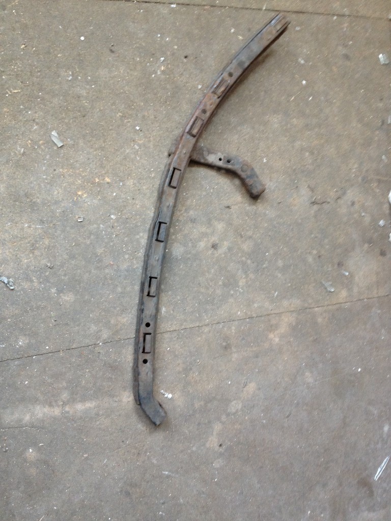 HONDA CIVIC MK8 HEADLIGHT BRACKET RIGHT DRIVERS SIDE BUMPER SUPPORT