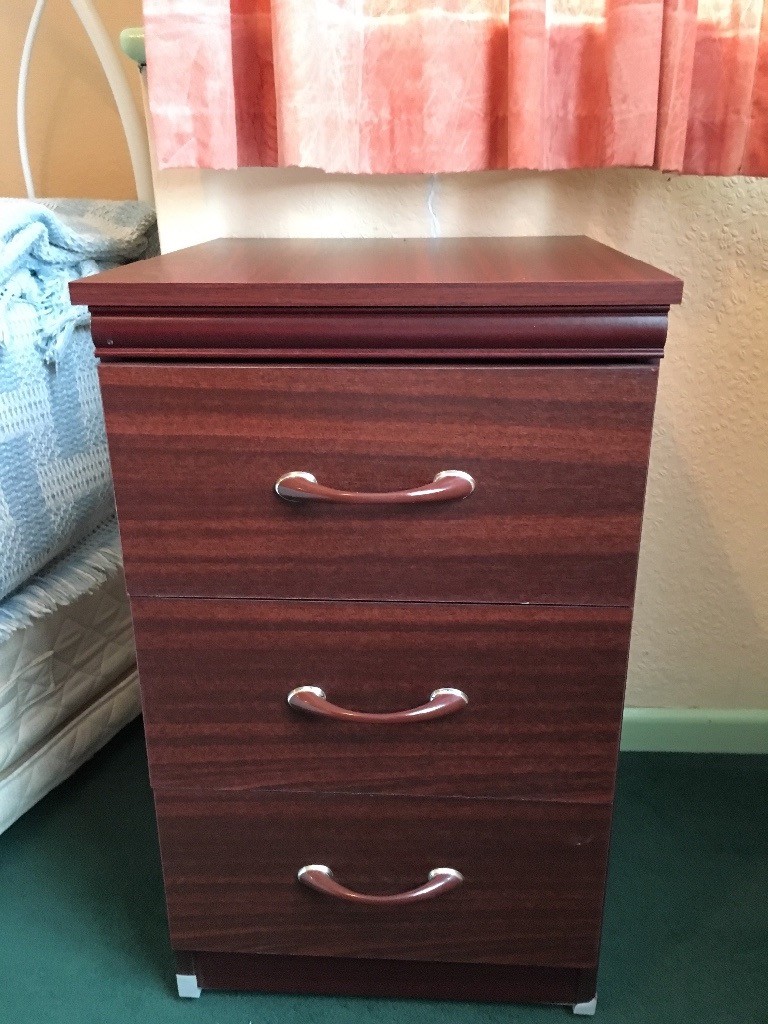 Small 3 Drawer Chest Of Drawers With Wheels In Gosport