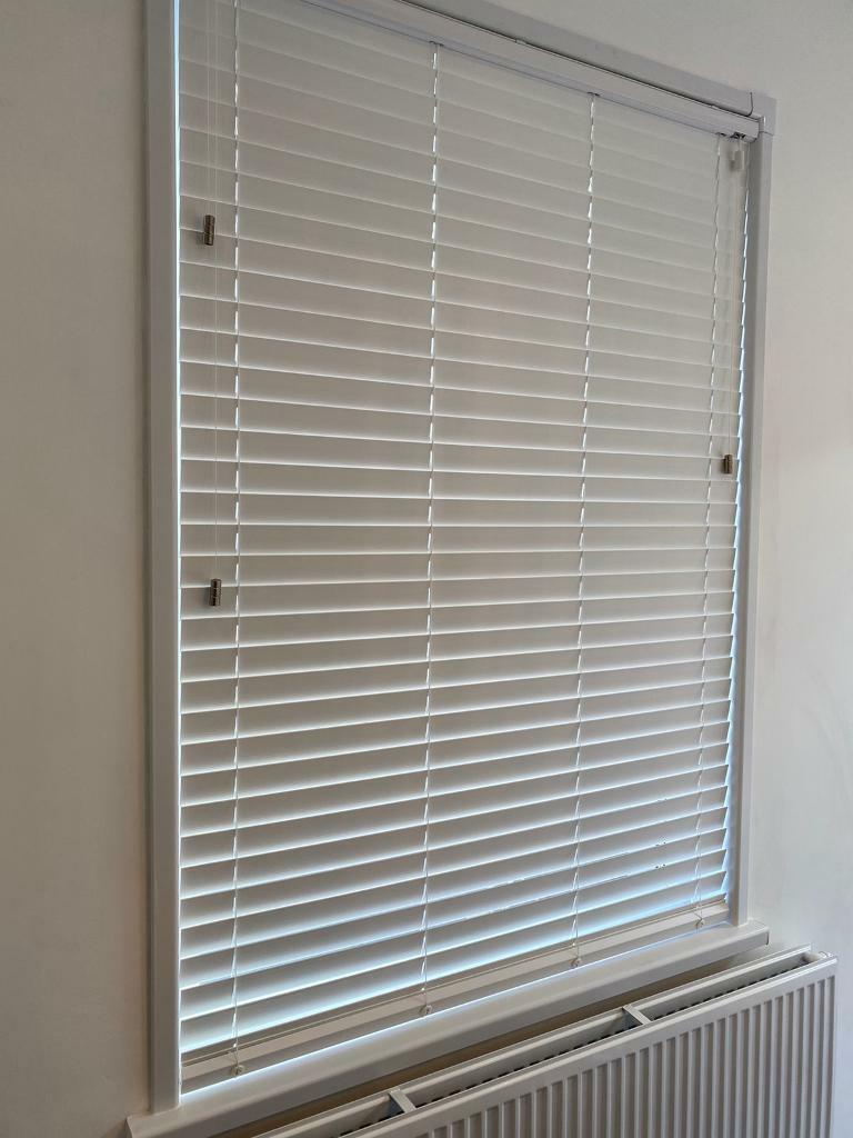 4 x White Wood Effect Blinds in Plymouth, Devon Gumtree