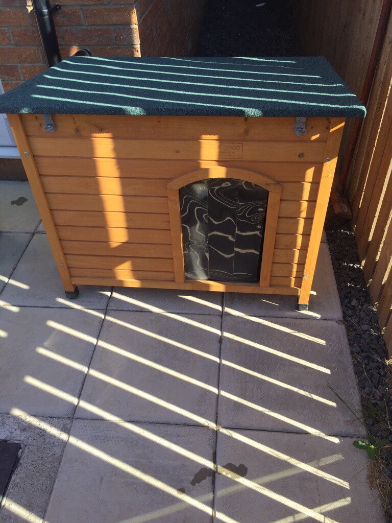 Wooden dog kennel in Cramlington, Northumberland Gumtree