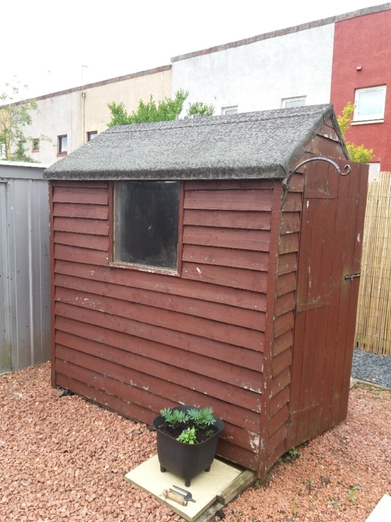 Wooden Garden Hut Free to uplift in Livingston, West Lothian Gumtree