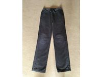 Boy's black trousers for 8-9yrs