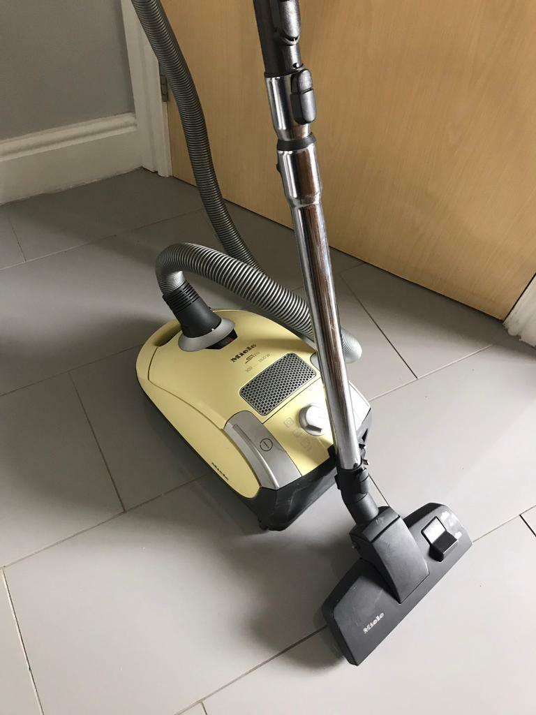 1800w high power Miele Vacuum Cleaner in Newcastle, Tyne and Wear