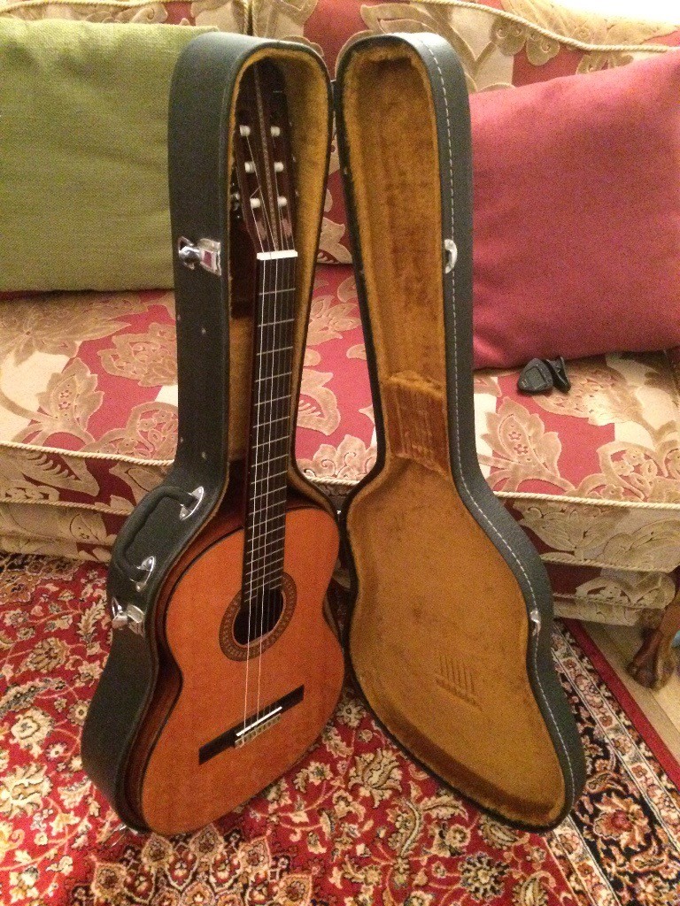 Kimbara classical guitar model N106, made in Japan in the 1970s, with