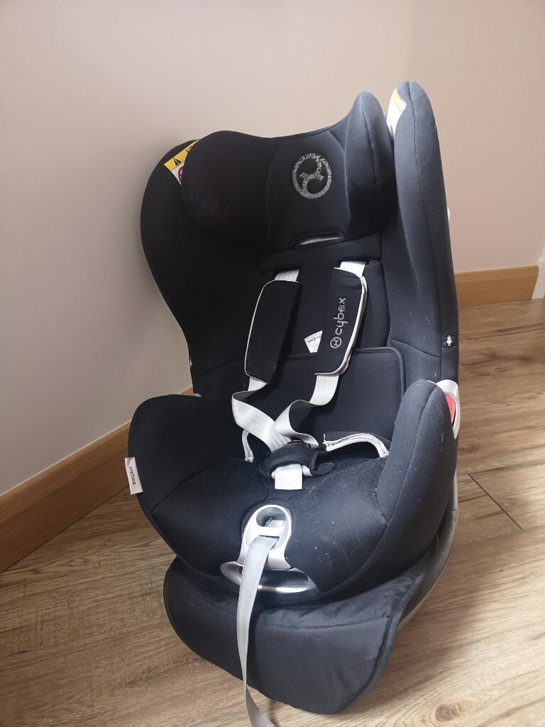 Cybex Sirona rotating iso fix car seat in Shepshed, Leicestershire