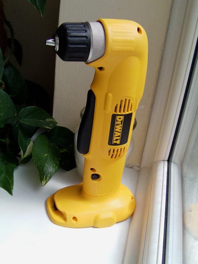 DEWALT DW960 18V Right Angle Drill Driver in Leicester