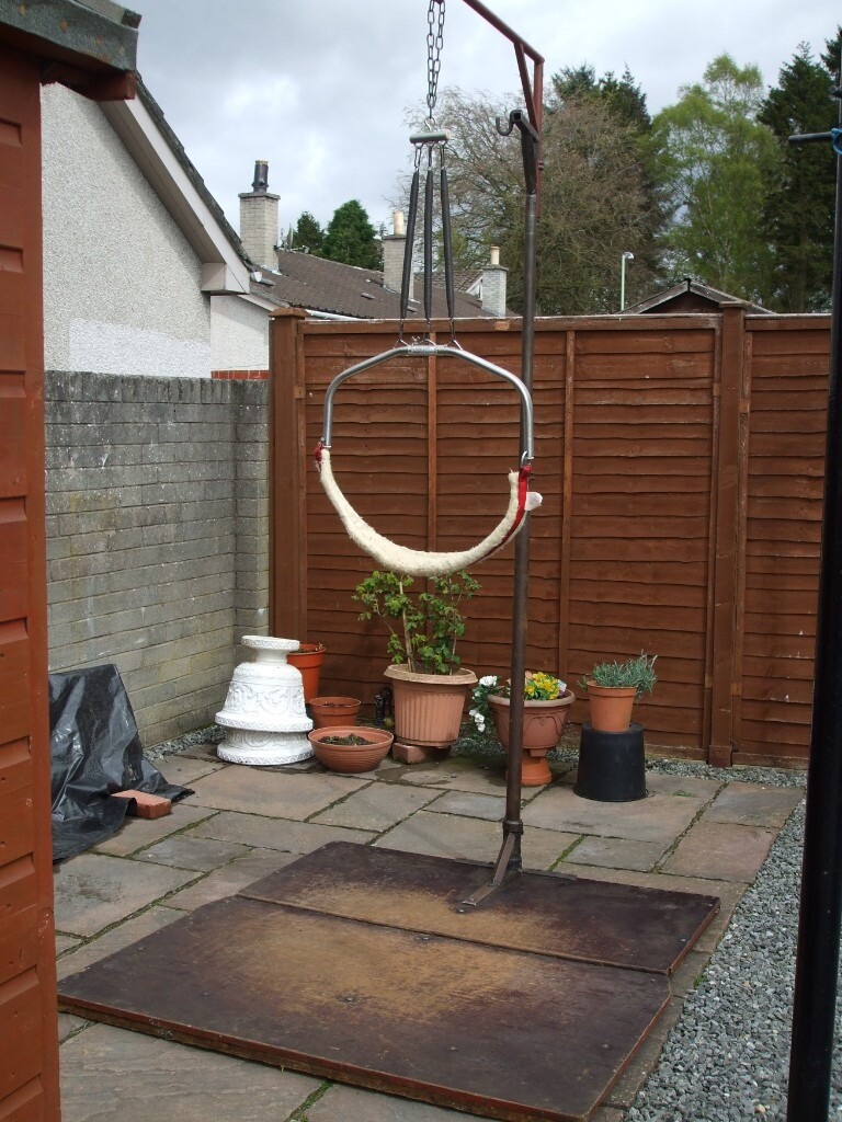 SHEEP SHEARING STAND AND BACK SUPPORT in Perth, Perth and Kinross