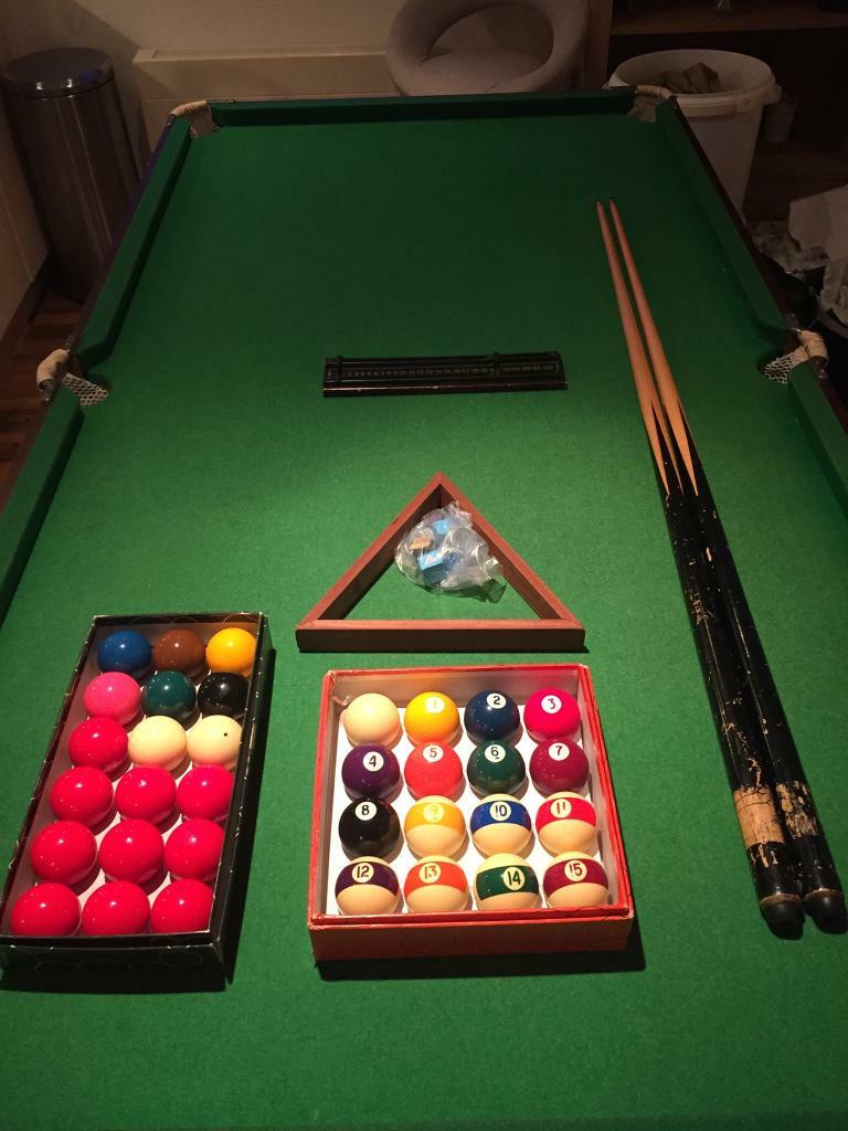 Snooker Table for Sale 6 foot x 3 foot includes all accessories. in