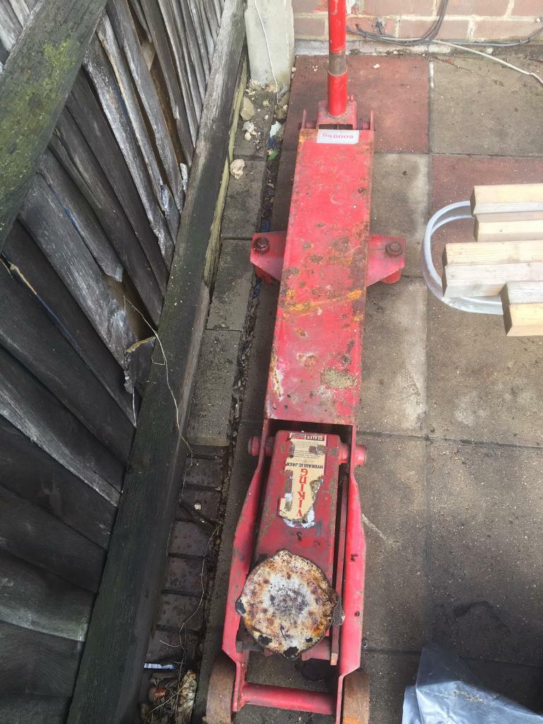Viking 6000kg 6ton Hydraulic Commercial Vehicle Trolley Jack in