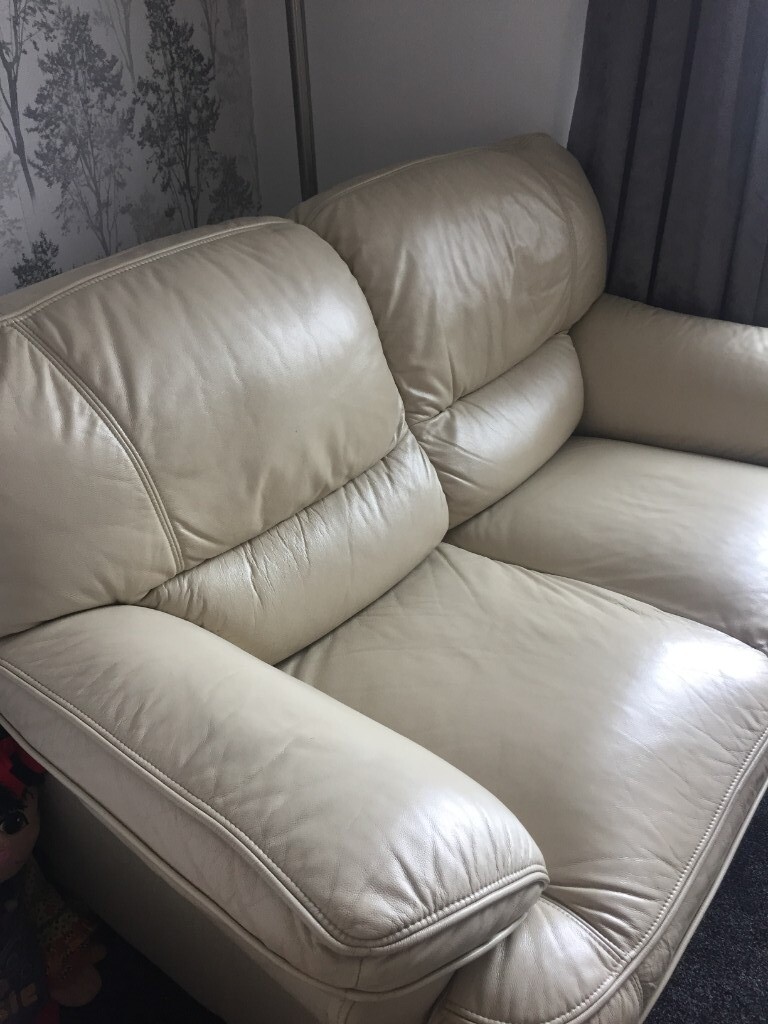 DFS 100 REAL LEATHER THREE PIECE SUITE. THREE SEATER ,TWO SEATER .AND