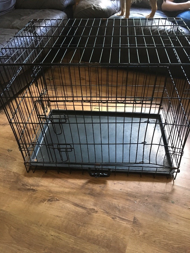 Medium Dog Crate in Kingshurst, West Midlands Gumtree
