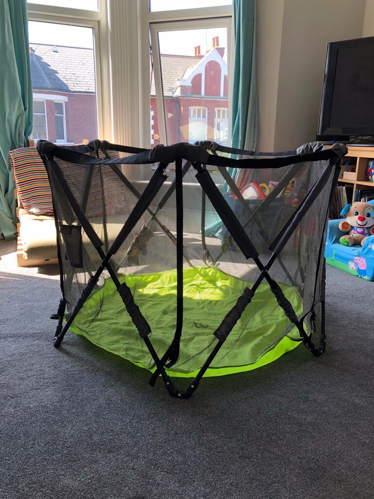 Summer infant pop up playpen Barely used excellent condition