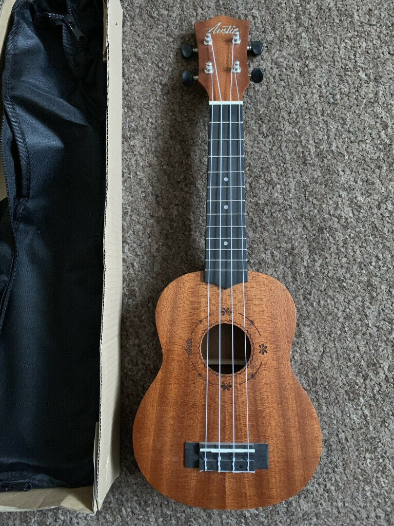 New Austin Soprano Ukulele Acoustic Model Ukulele in all mahogany with