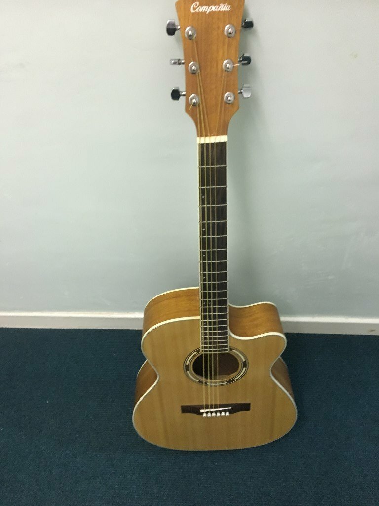 Acoustic Guitar Compania Cutaway (Low Action) in Port Glasgow