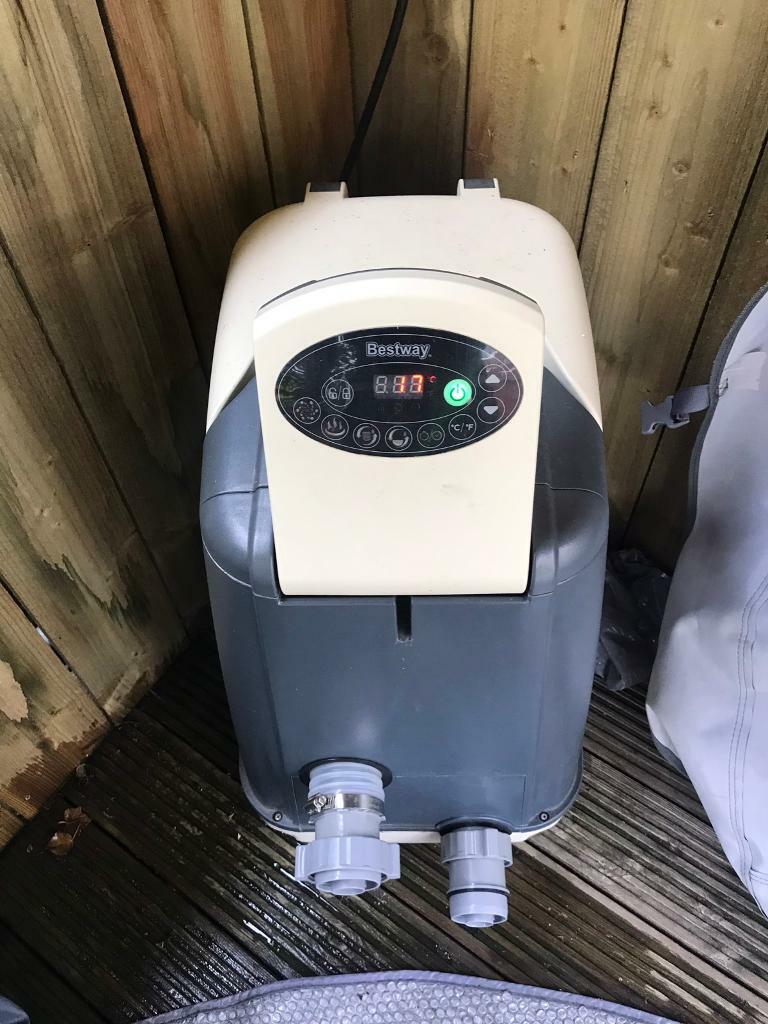 Palm Springs lazy spa heater/pump only in Houghton Le Spring, Tyne