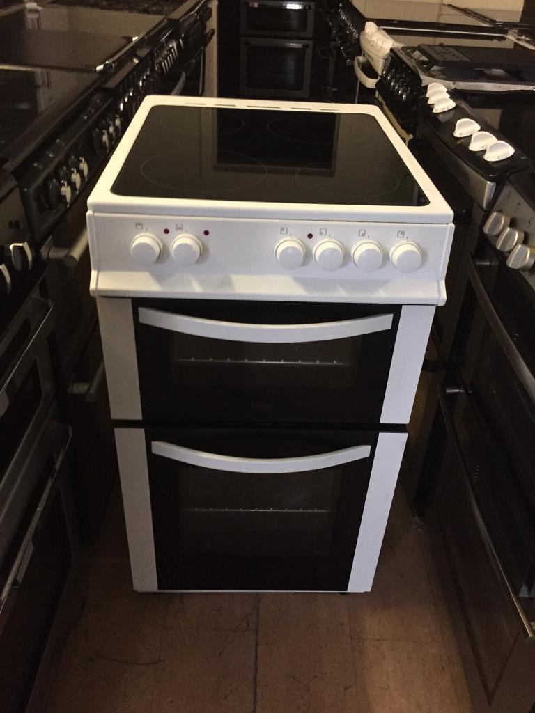White 50cm electric Cooker (fan oven) in Low Moor, West Yorkshire