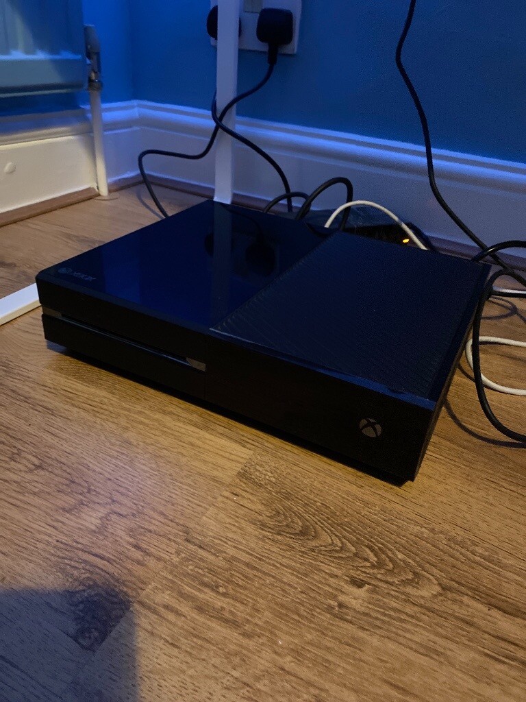 Xbox One 500GB Console (Original) in Brentford, London Gumtree