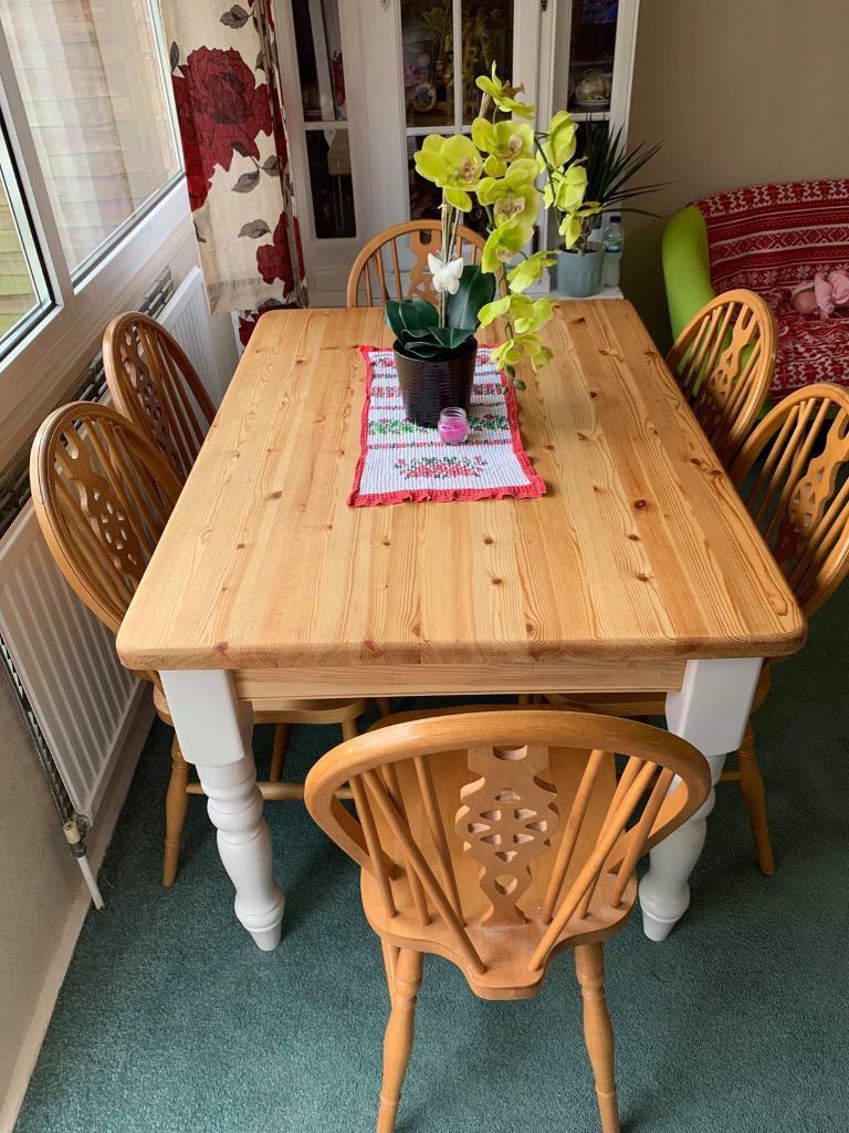  Farmhouse  dining  table  with six chairs in Kidlington 