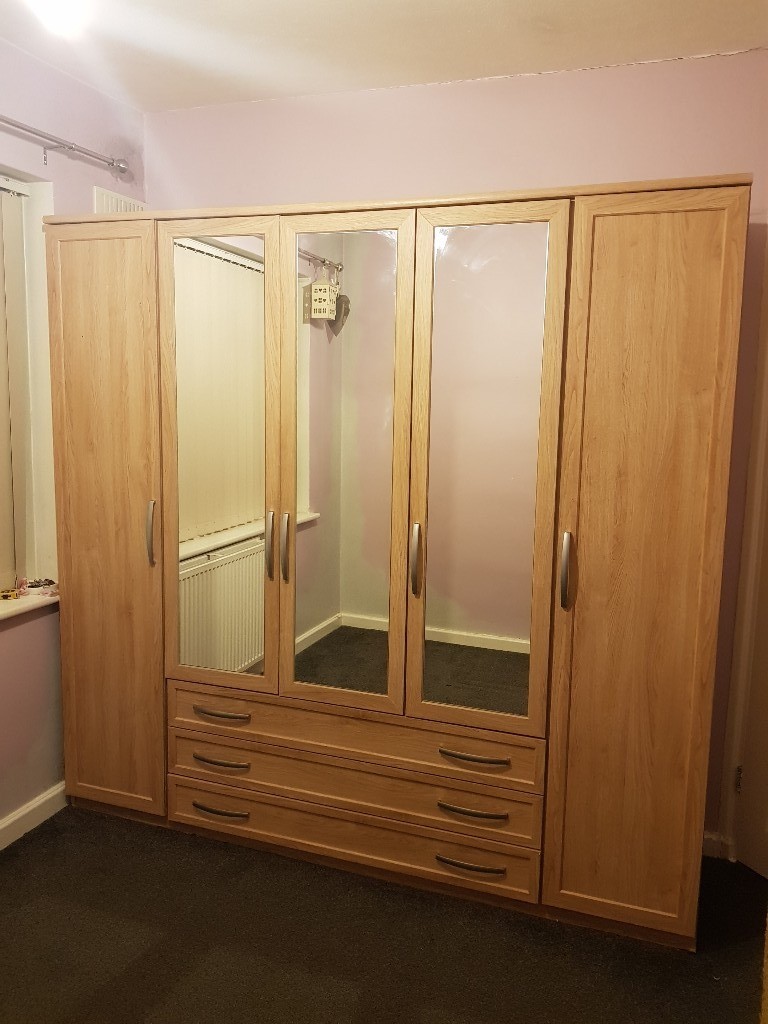 Large Wardrobe in Croydon, London Gumtree