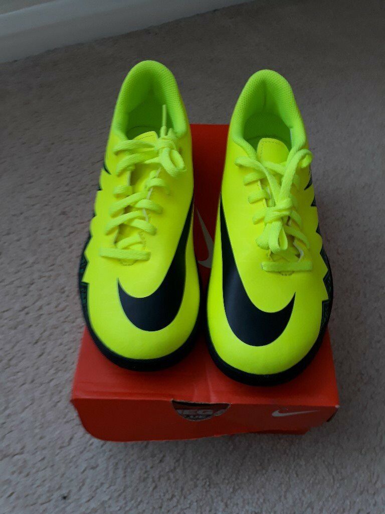 Nike Hypervenom Phade TF Size 5.5 Astro Turf Trainers New in box | in Poole, Dorset | Gumtree