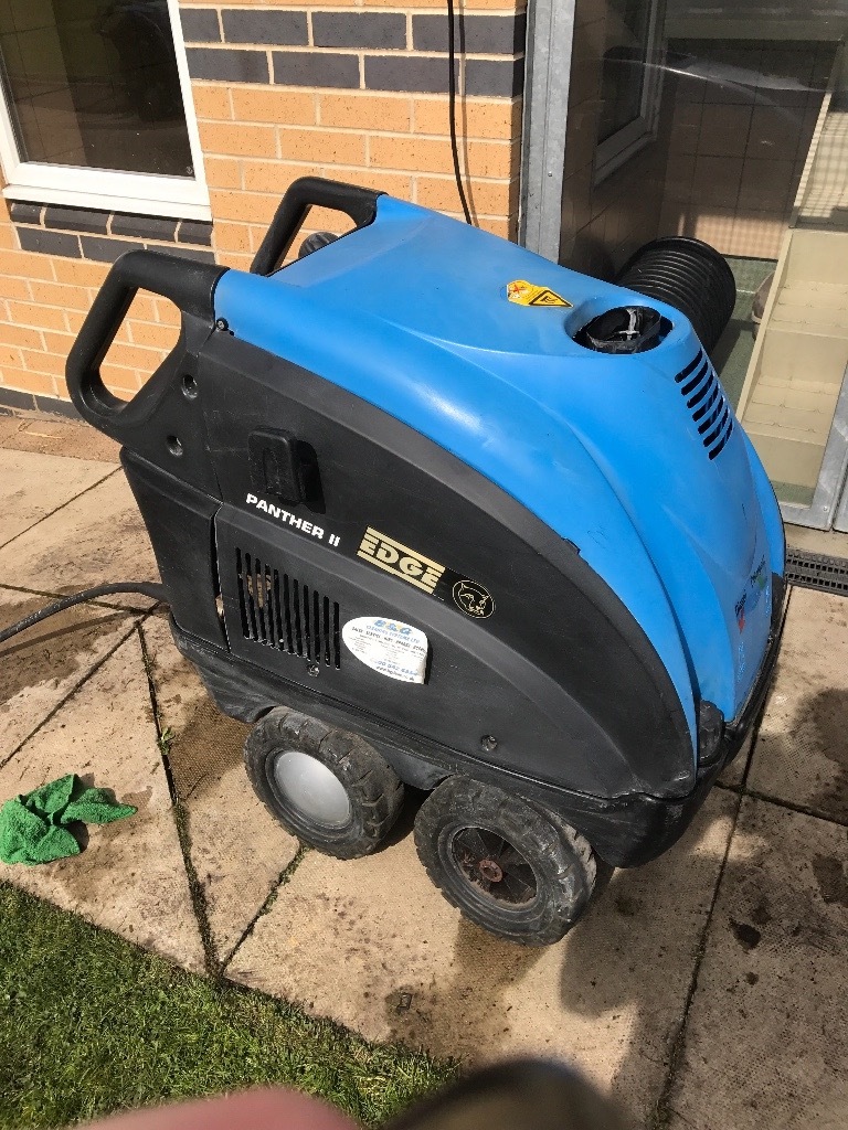 Edge panther II hot/cold/steamer jet washer in Leicester