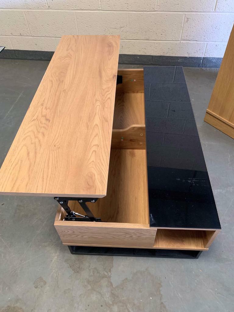 Lift top coffee table | in Fareham, Hampshire | Gumtree