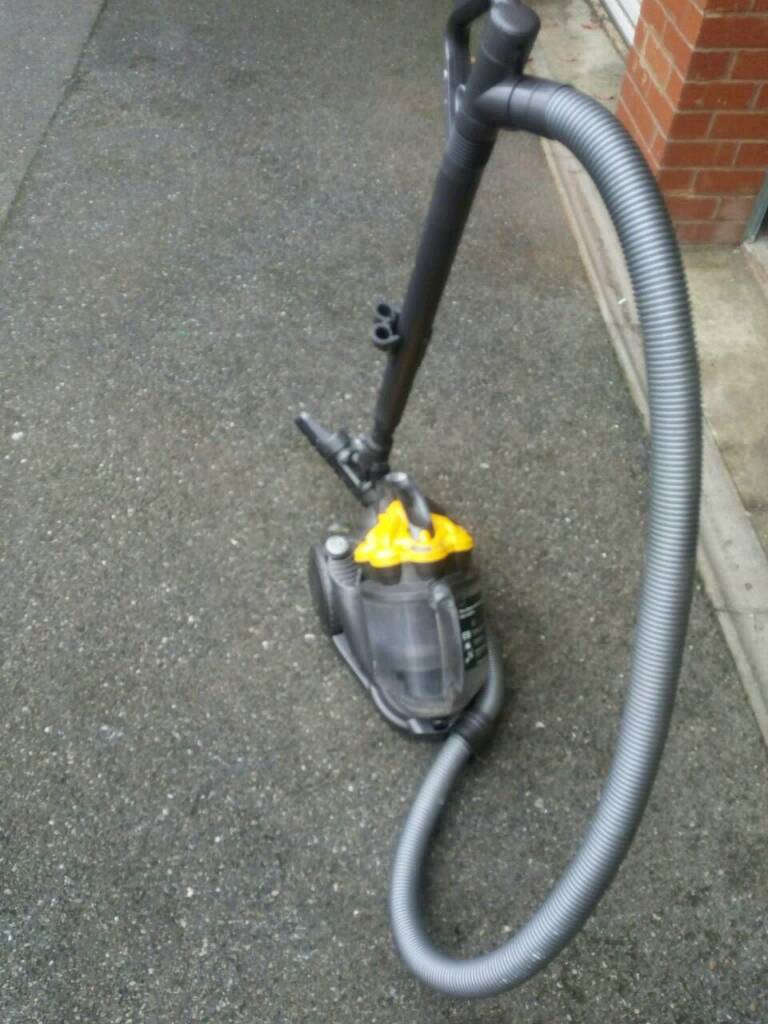 Dyson DC19T2 vacuum cleaner in Exeter, Devon Gumtree