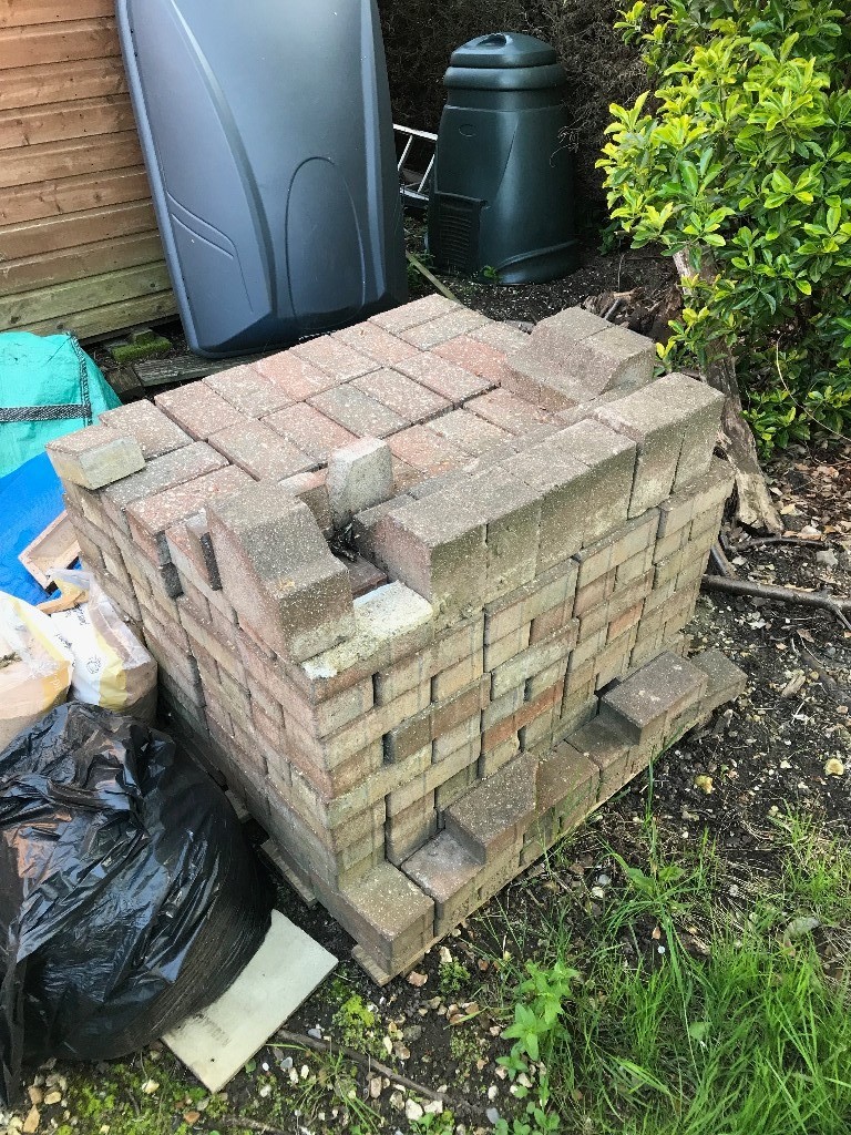 Pallet of paving bricks in Farnborough, Hampshire Gumtree
