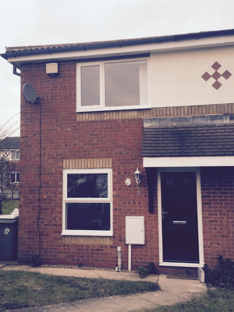 1 bedroom house Wenlock Gardens Walsall to Let / Rent with off road
