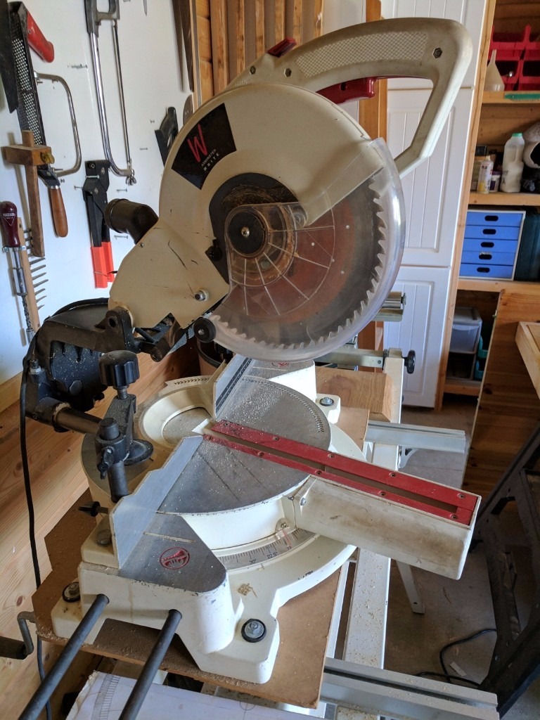 Axminster 250mm Sliding compound mitre saw + Stand in Sittingbourne