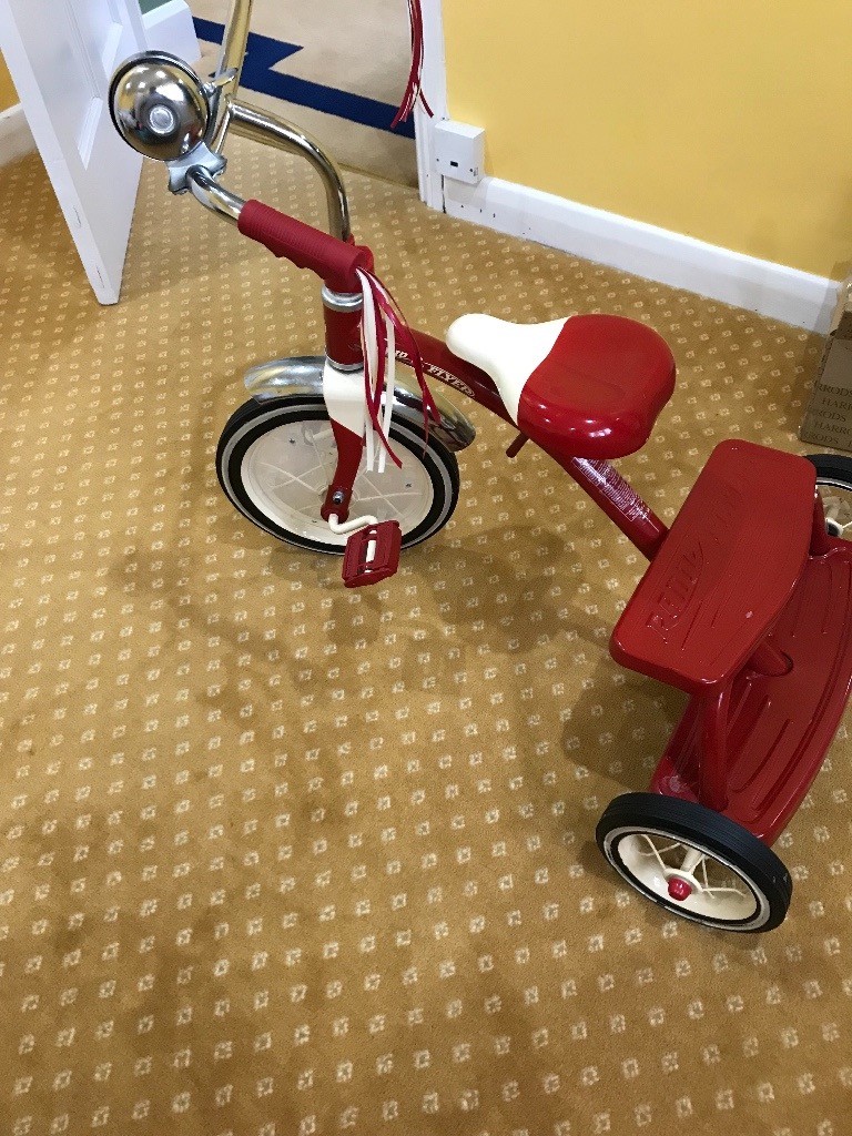 radio flyer metal tricycle