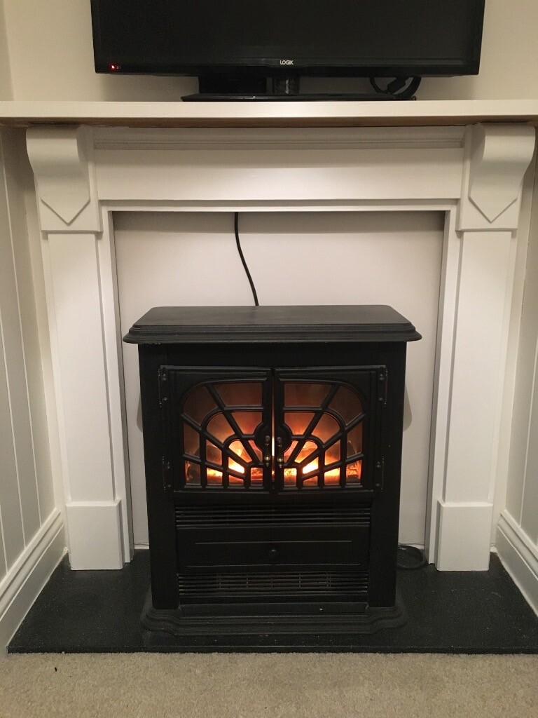 Electric heater, looks like coal fire, fan in Stanway, Essex Gumtree