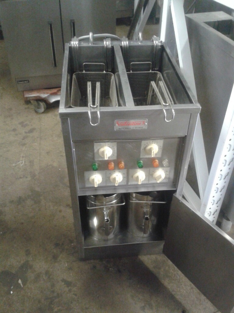 Fast Food Takeaway Valentine Electric Fryer Free Standing 2 Tank 2