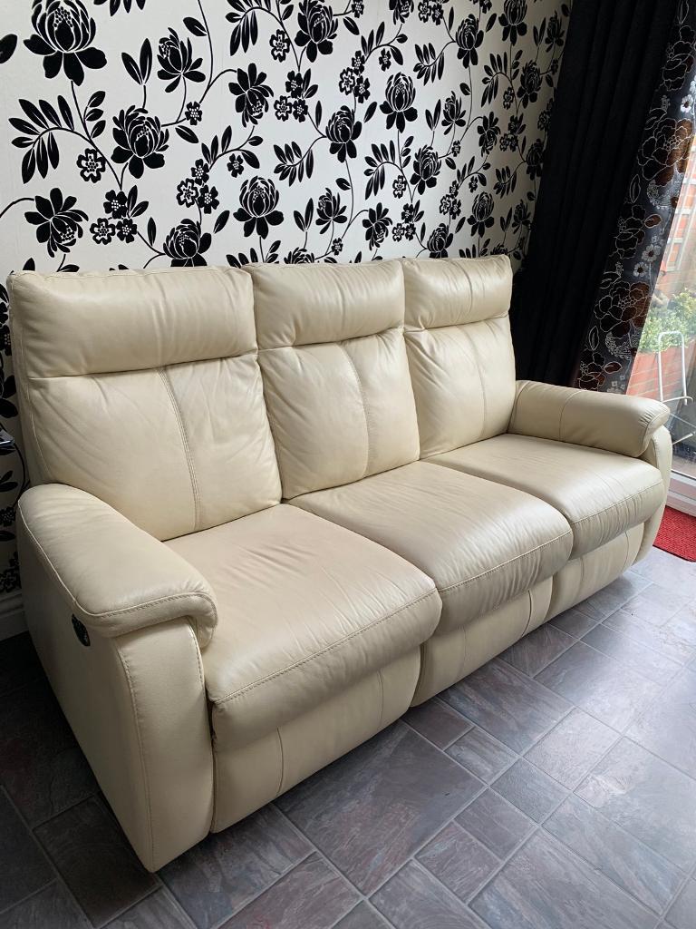 3 seater electric recliner leather sofa cream in Coalpit Heath