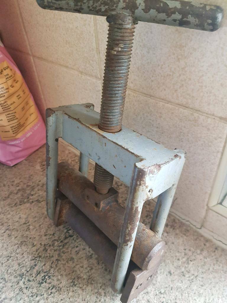 Pipe squeeze tool in Farnworth, Manchester Gumtree