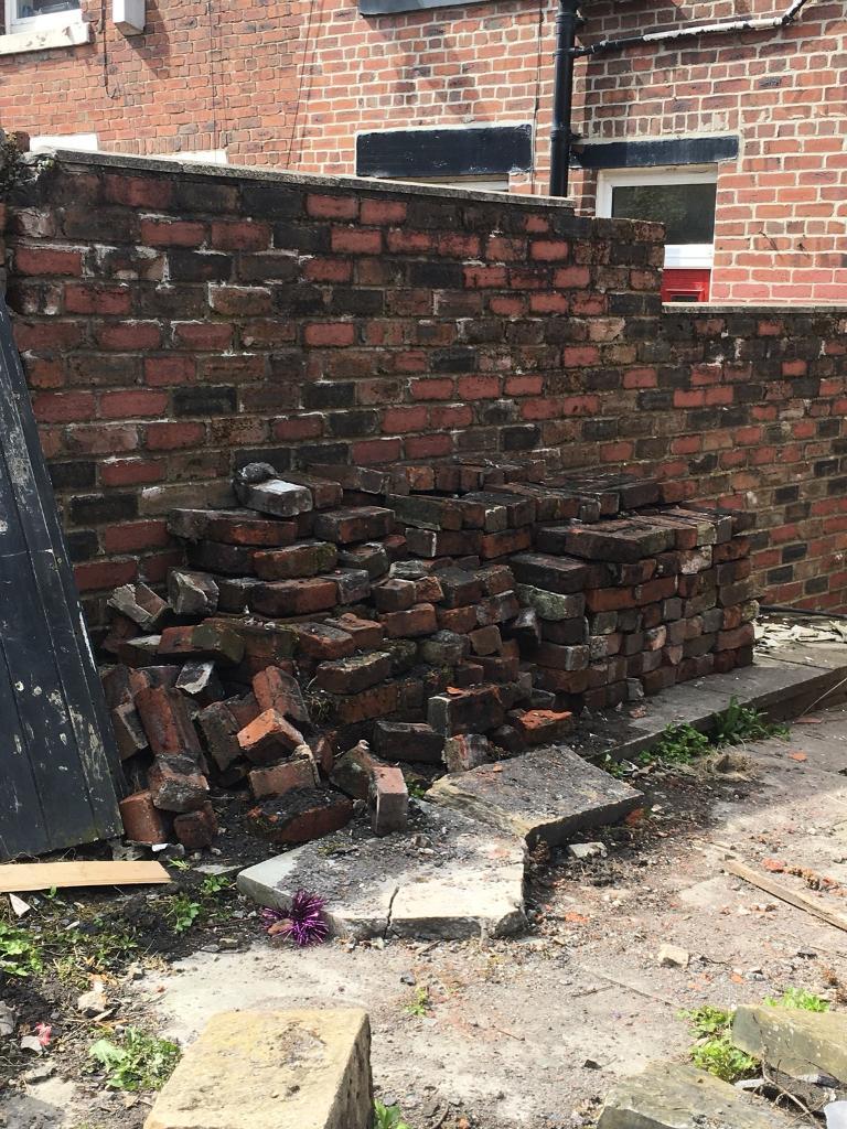 bricks free 1920s ol4 in oldham, manchester gumtree