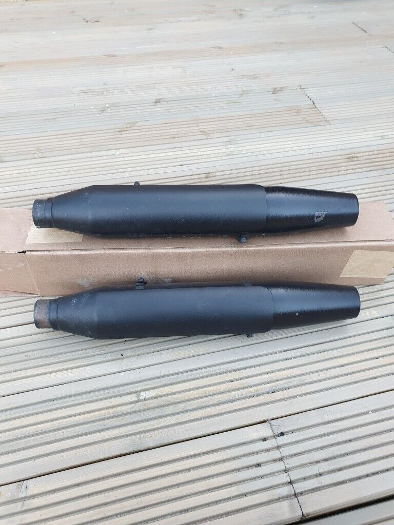  Harley  Davidson  iron 883 2019 stock mufflers in Yeovil 