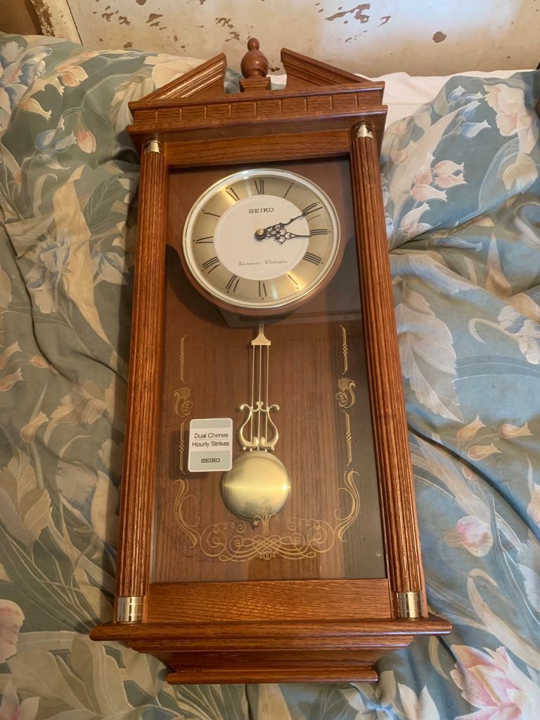 Boxed seiko Westminster/Whittington dual chime wall clock with pendulum