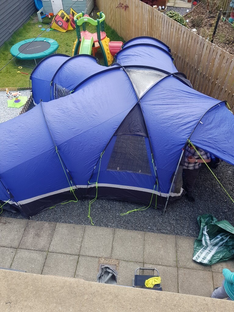 Large Tent 3 seperate sleeping pods and lounge in Larbert, Falkirk