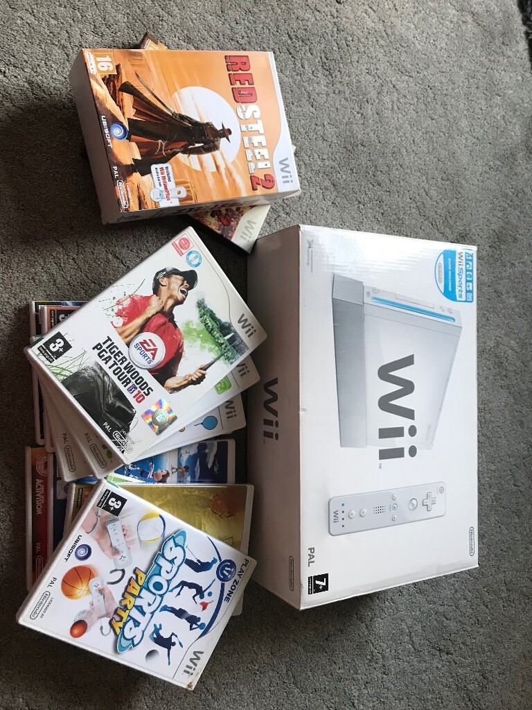 Wii plus many games for collection in Huddersfield, West Yorkshire