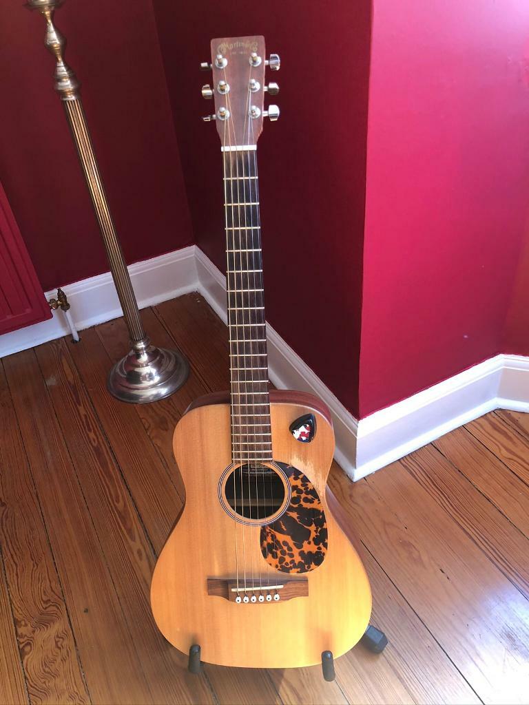 martin travel guitar used