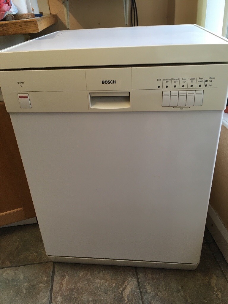 Bosch Dishwasher Approx 10 Years Old Used Twice in Worcester