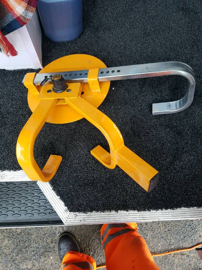 Caravan wheel lock in Ardrossan, North Ayrshire Gumtree